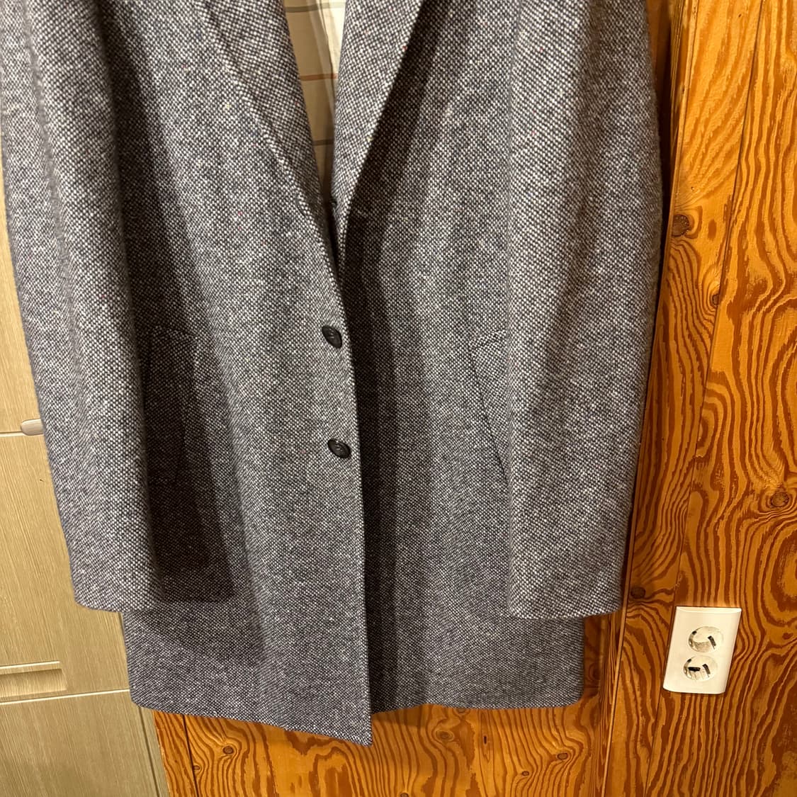 로로피아나 캐시미어 100% 코트 판매 합니다. 상품이미지3