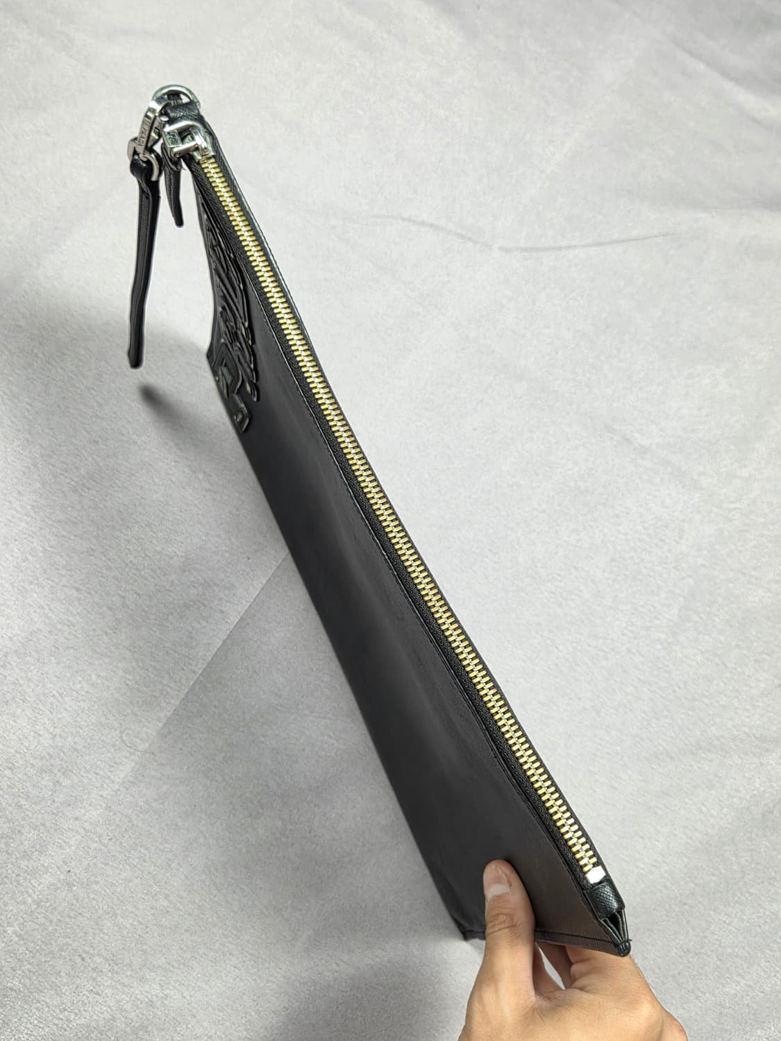 [프라다] 사피아노 바시티 아플리케 레터링 로고 클러치 | G00013 상품이미지4