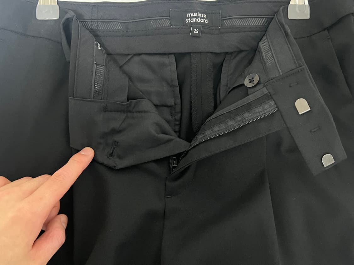 [무신사 스텐다드] [29 ]와이드 히든 밴딩 슬랙스 [블랙] 상품이미지4