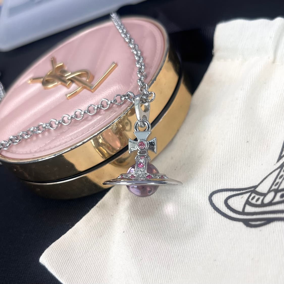 비비안웨스트우드 핑크 orb 목걸이 상품이미지3