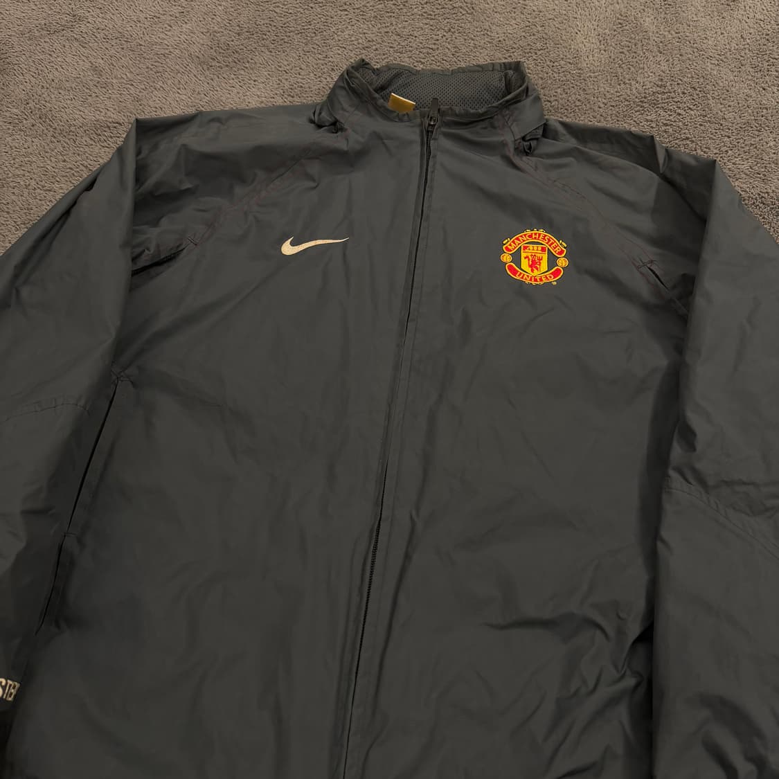 [정품/M,100] 나이키 맨체스터 유나이티드 올드스쿨 바람막이 자켓 상품이미지1
