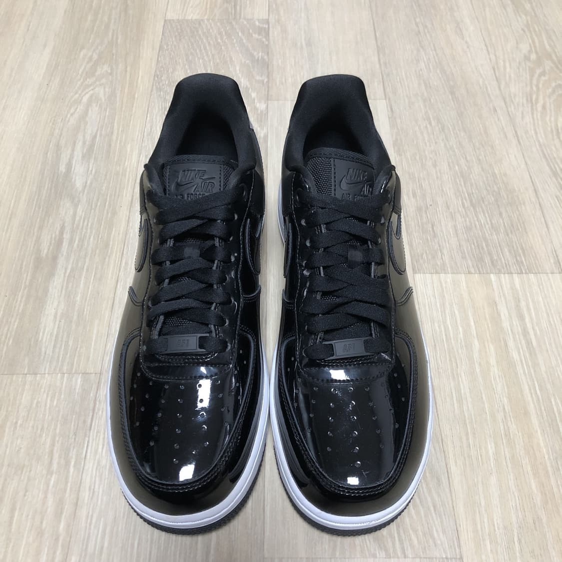 (270) 새상품 나이키 에어포스 1 07 프리미엄 블랙 리플렉티브 실버 상품이미지9