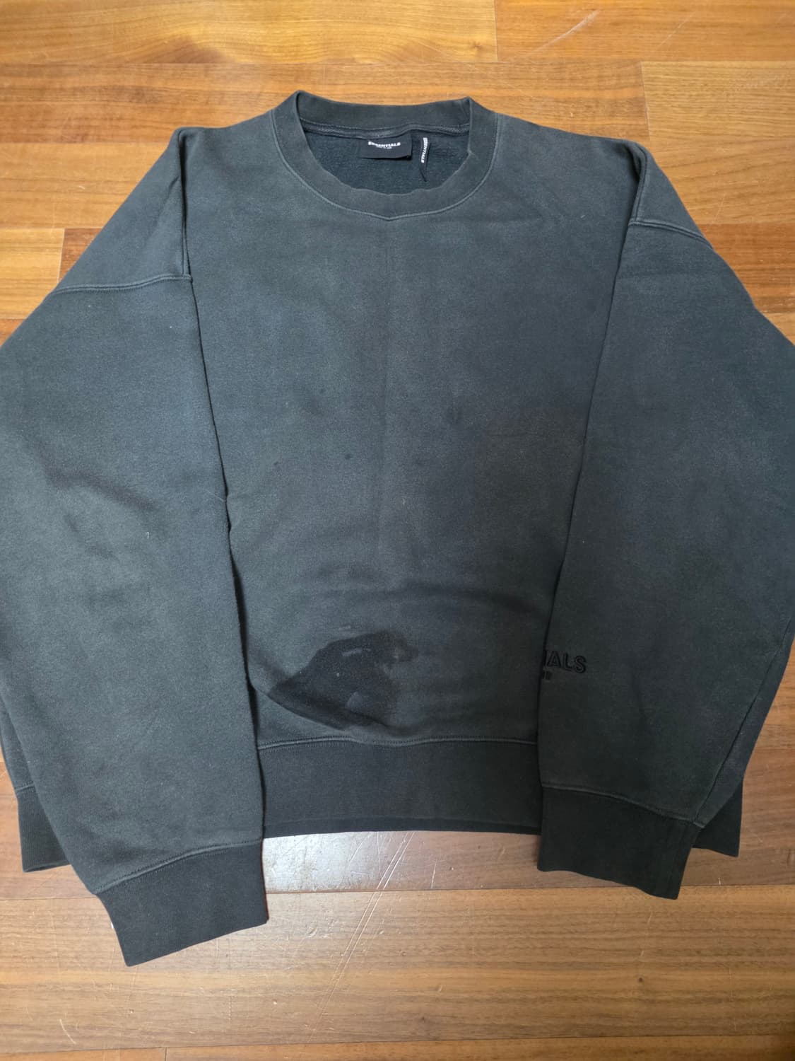 에센셜 19FW 리플렉티브 맨투맨 상품이미지5