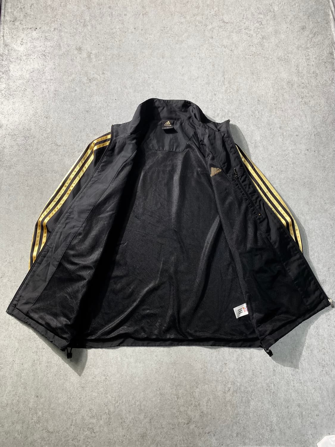 [105] 00s Adidas 아디다스 금장라인 우븐자켓 바람막이 상품이미지4