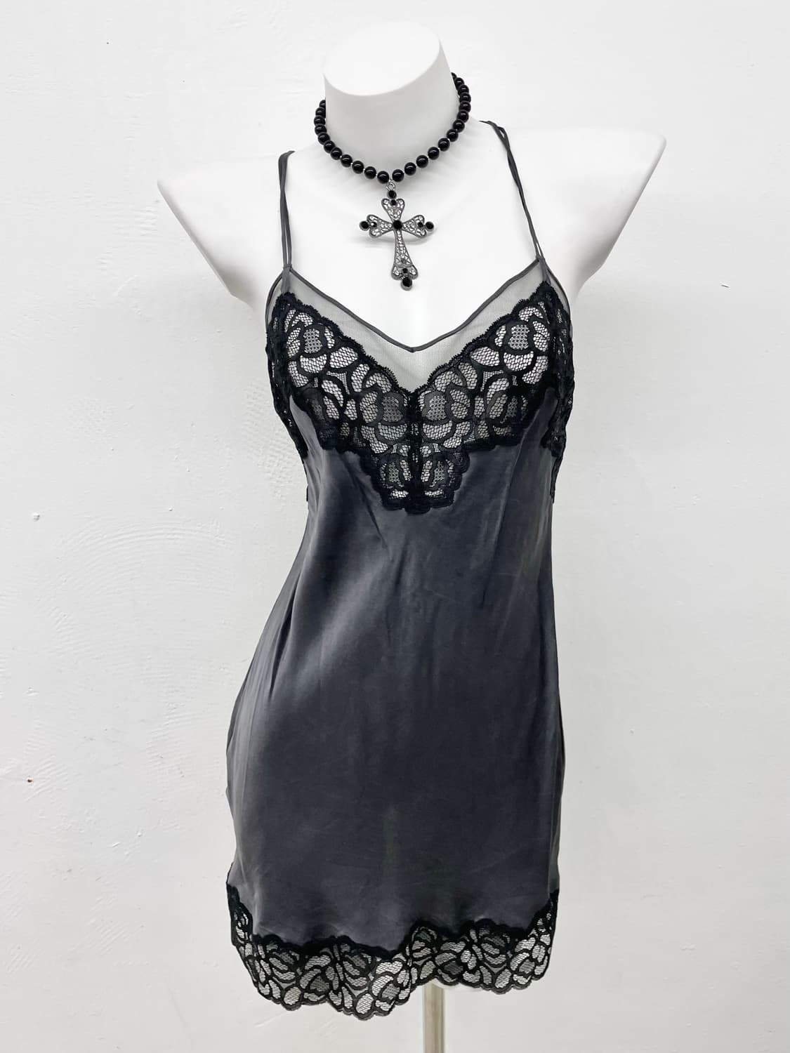 새틴 시어 레이스 슬립 상품이미지1