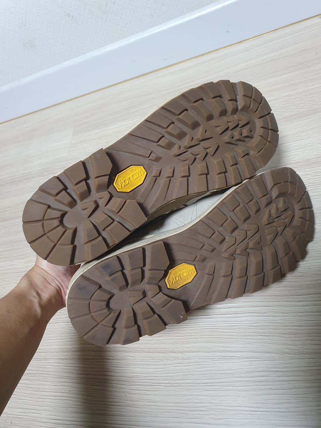 네파 칸네토 비브람 등산화 275 상품이미지8