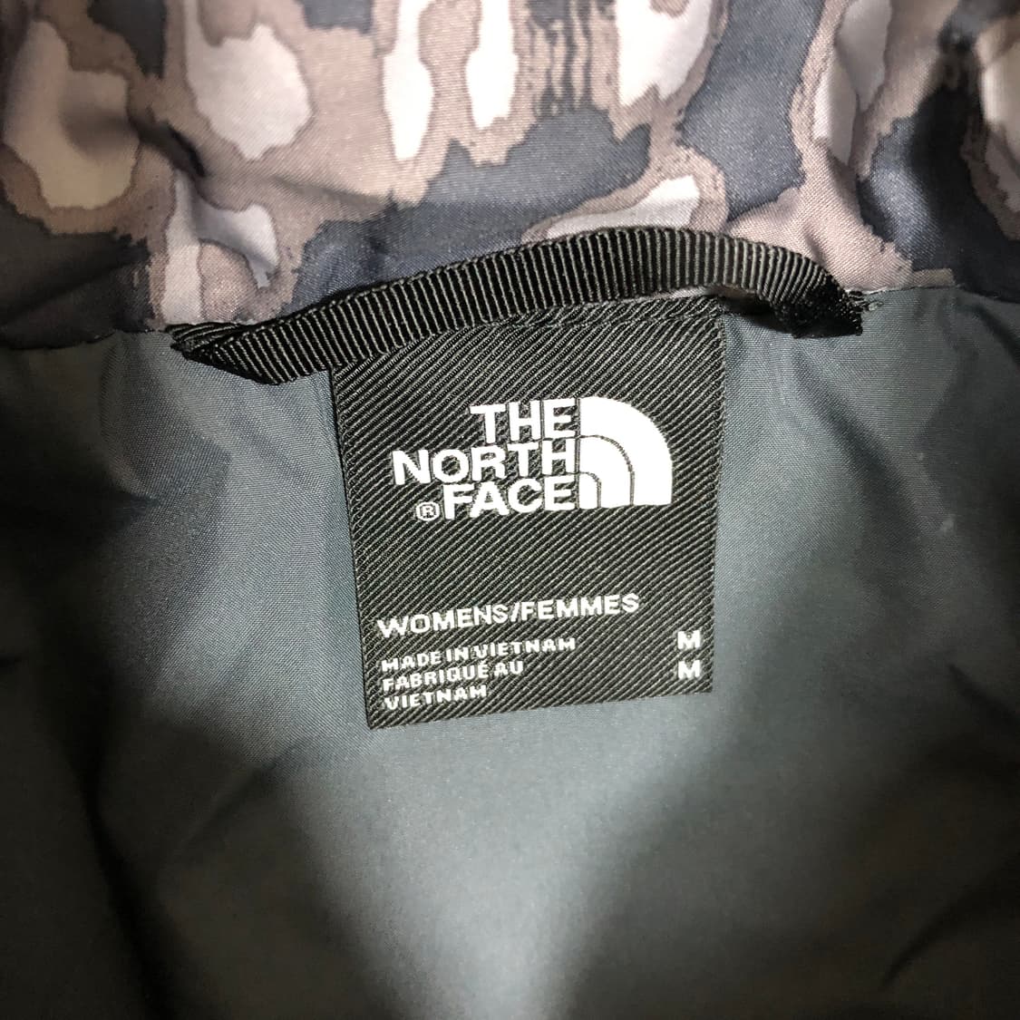 노스페이스 레오파드 경량패딩 우먼M 상품이미지2