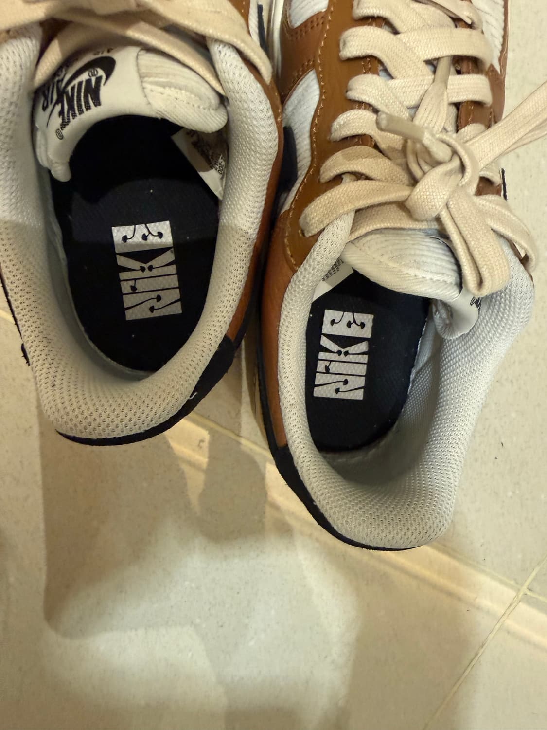 나이키 에어포스1 브라운 240 아디다스 스니커즈 운동화 여자신발 상품이미지6