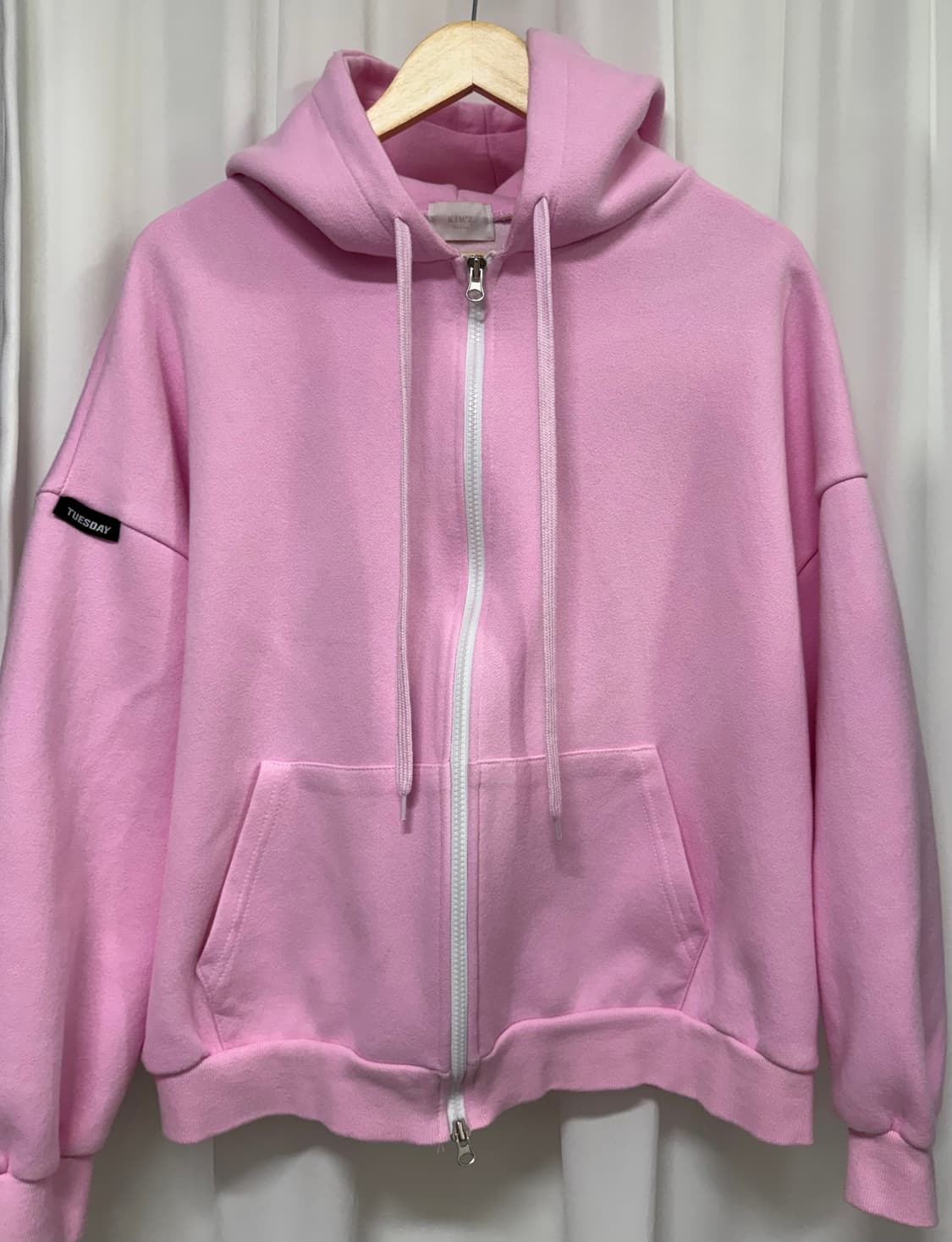 킴즈서울 핑크색 오버핏 후드 집업 상품이미지1