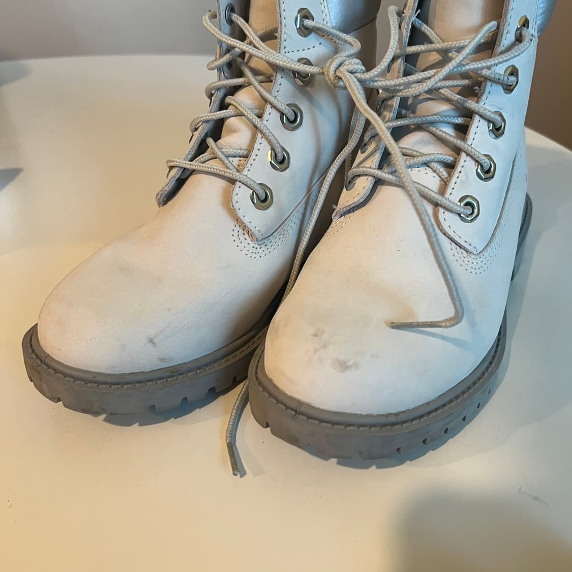 팀버랜드 헤리티지 6인치 방수 부츠 화이트 누벅 & 실버  상품이미지6