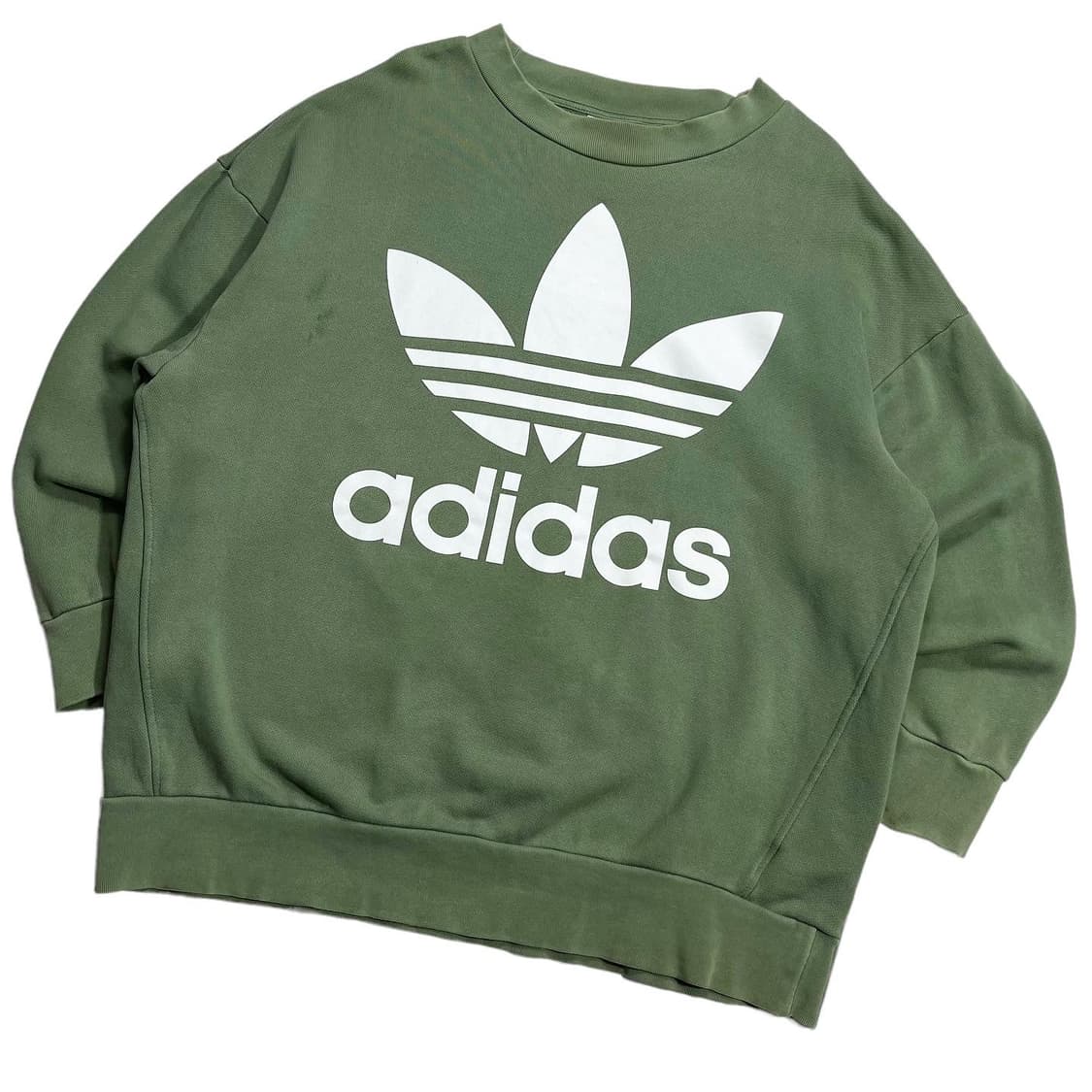 아디다스 그린컬러 맨투맨 상품이미지1