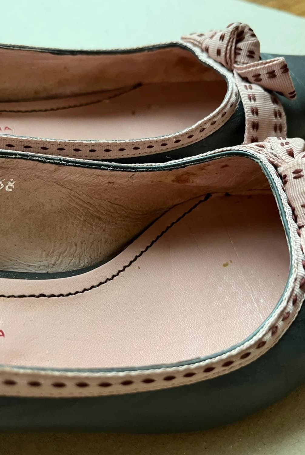 Vane Italiana 레더 펌프스 힐 상품이미지4