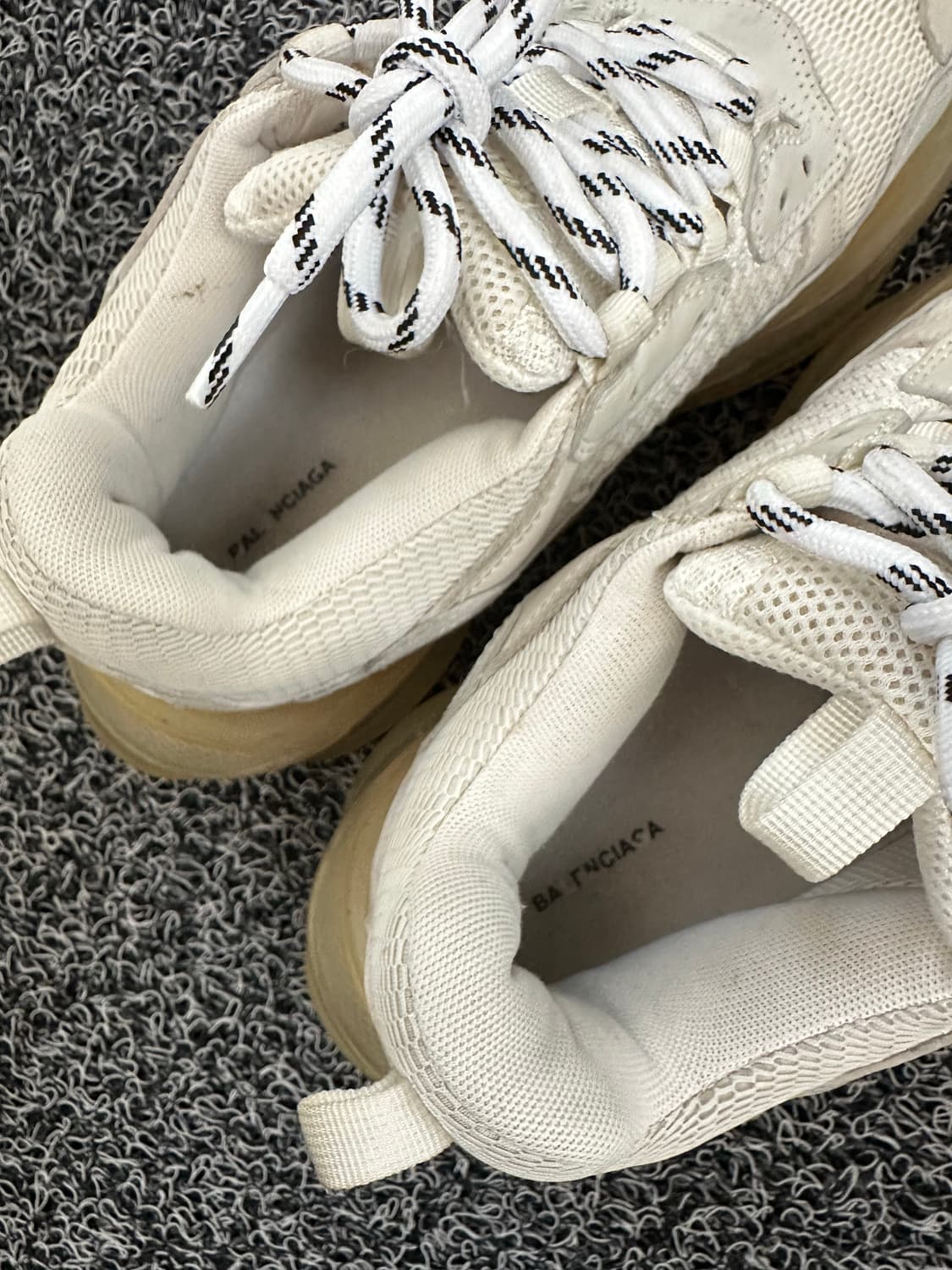 발렌시아가 트리플 S 아이보리 41 (260) 상품이미지5