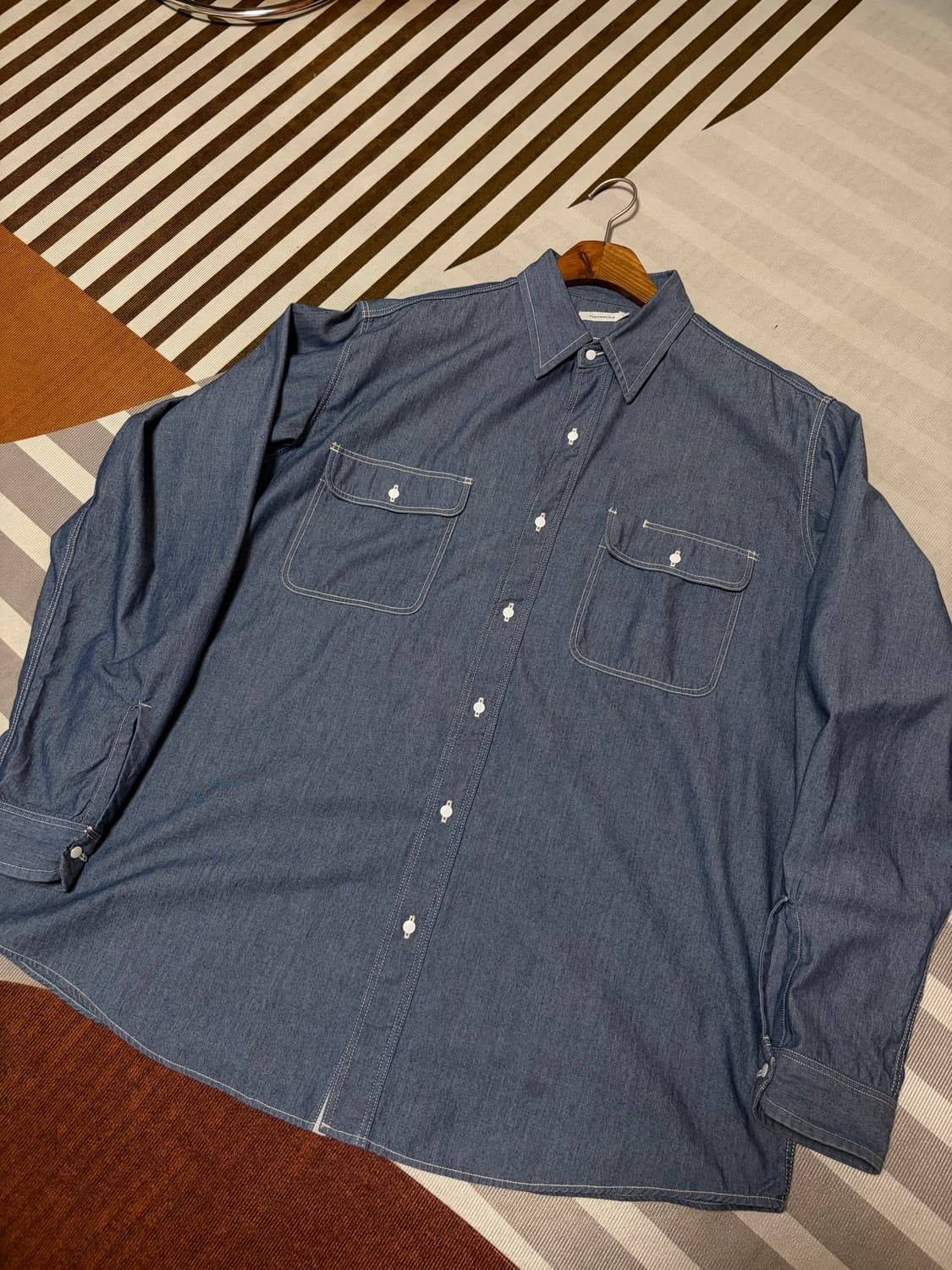 [L]나나미카 레귤러 칼라 윈드셔츠 인디고 판매합니다. 상품이미지3