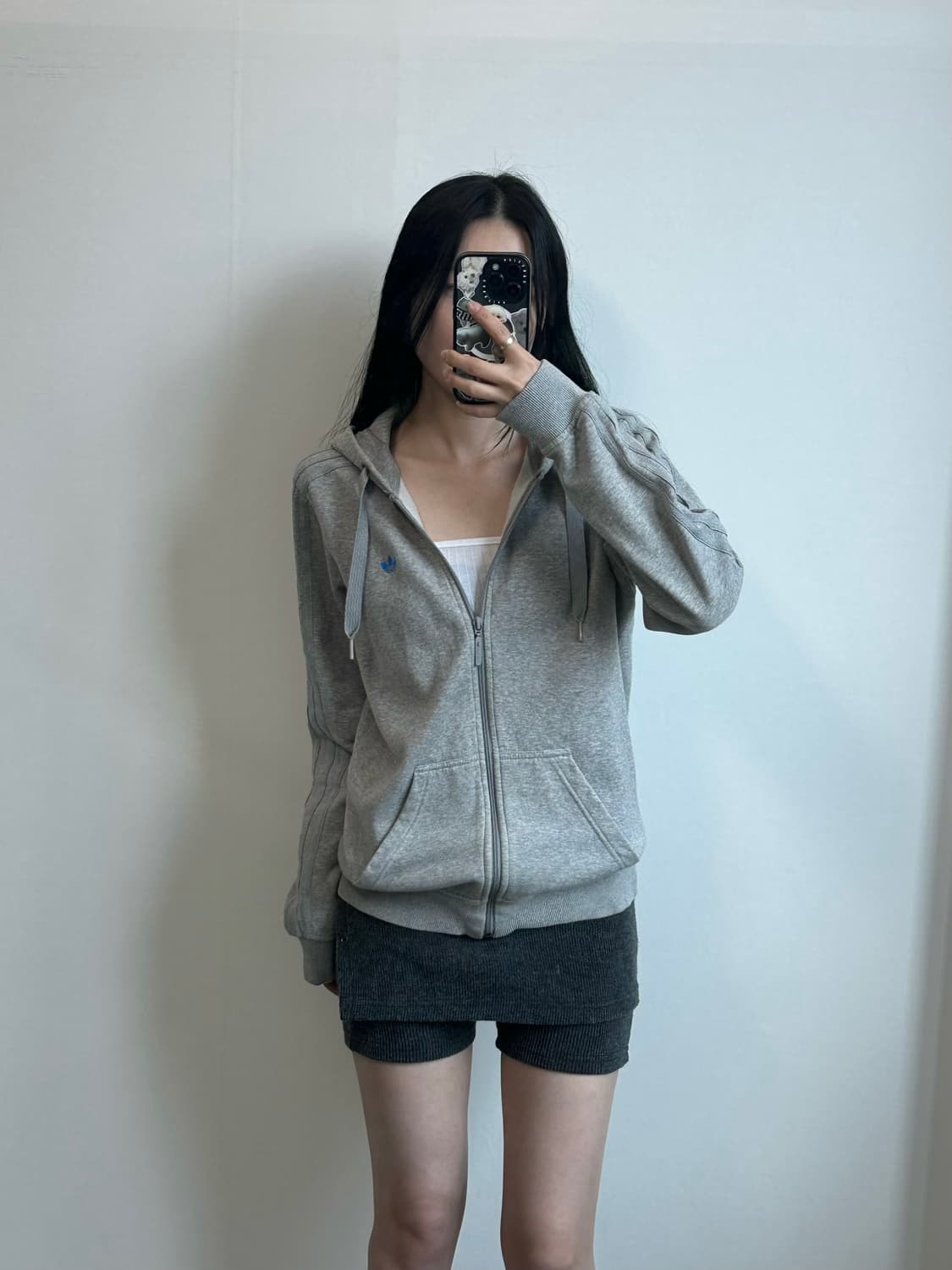 아디다스 자수로고 그레이 후드집업 상품이미지1