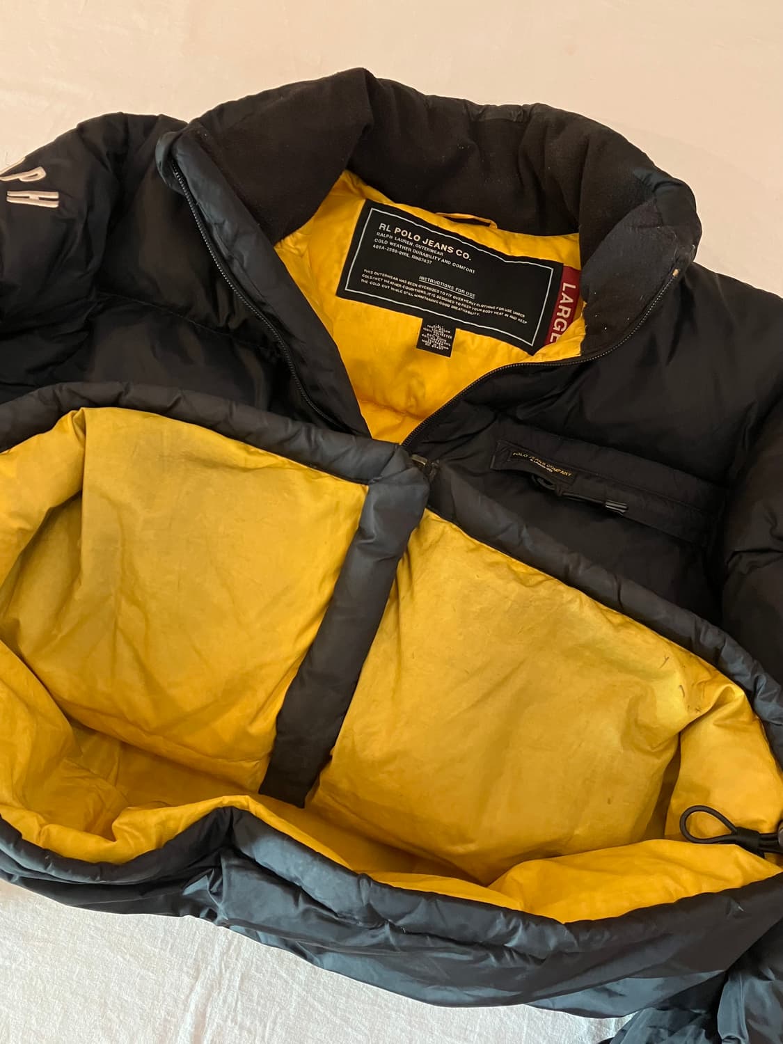 대장급 폴로 랄프로렌 폴로진스 스펠아웃 다운 패딩 블랙 상품이미지4