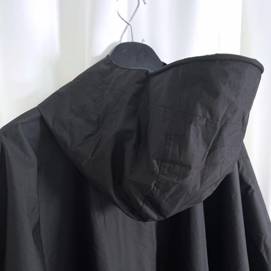 키우 블랙 패커블 판초 상품이미지4