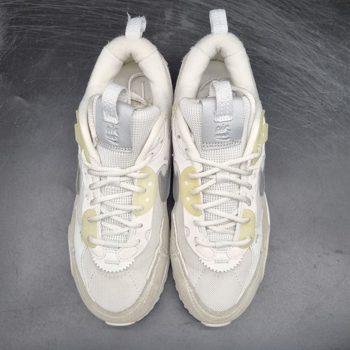 나이키 에어맥스90 퓨추라 여성운동화235. 상품이미지2