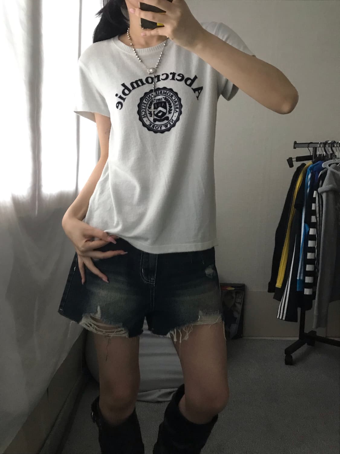 아베크롬비 화이트 반팔티셔츠 상품이미지1