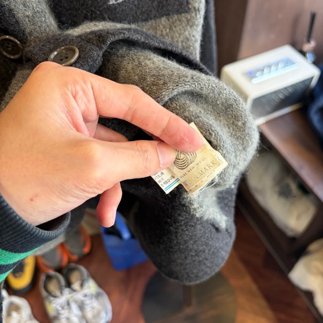 15451 - 입생로랑 모헤어 빅로고 가디건 (울 100%) 상품이미지7