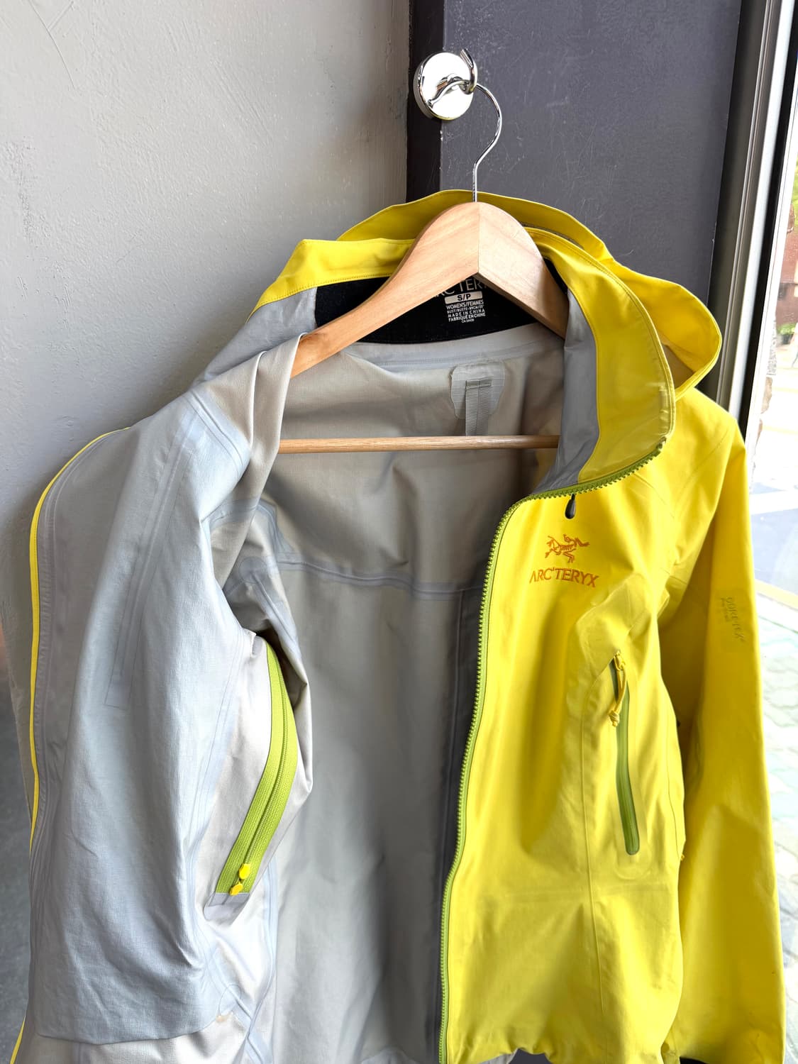 S/ 아크테릭스 베타 AR 고어텍스 쉘 자켓 상품이미지6