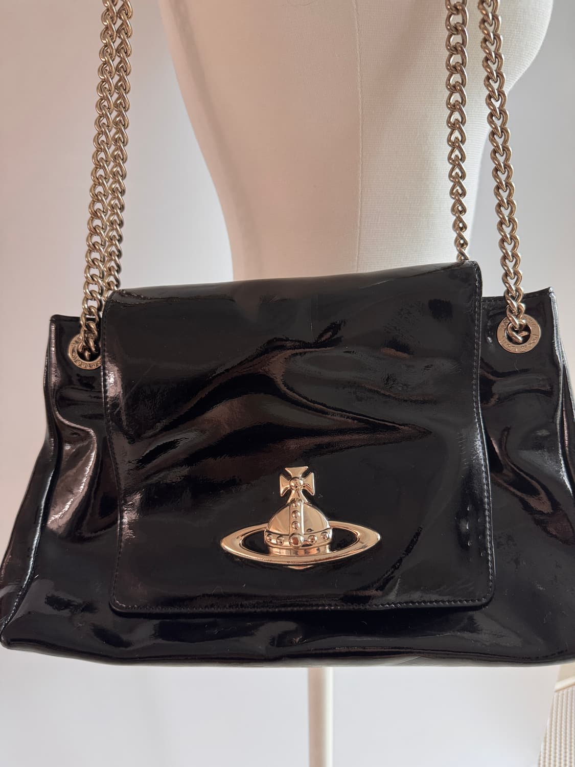 Vivienne Westwood 체인에나멜 숄더백  상품이미지2