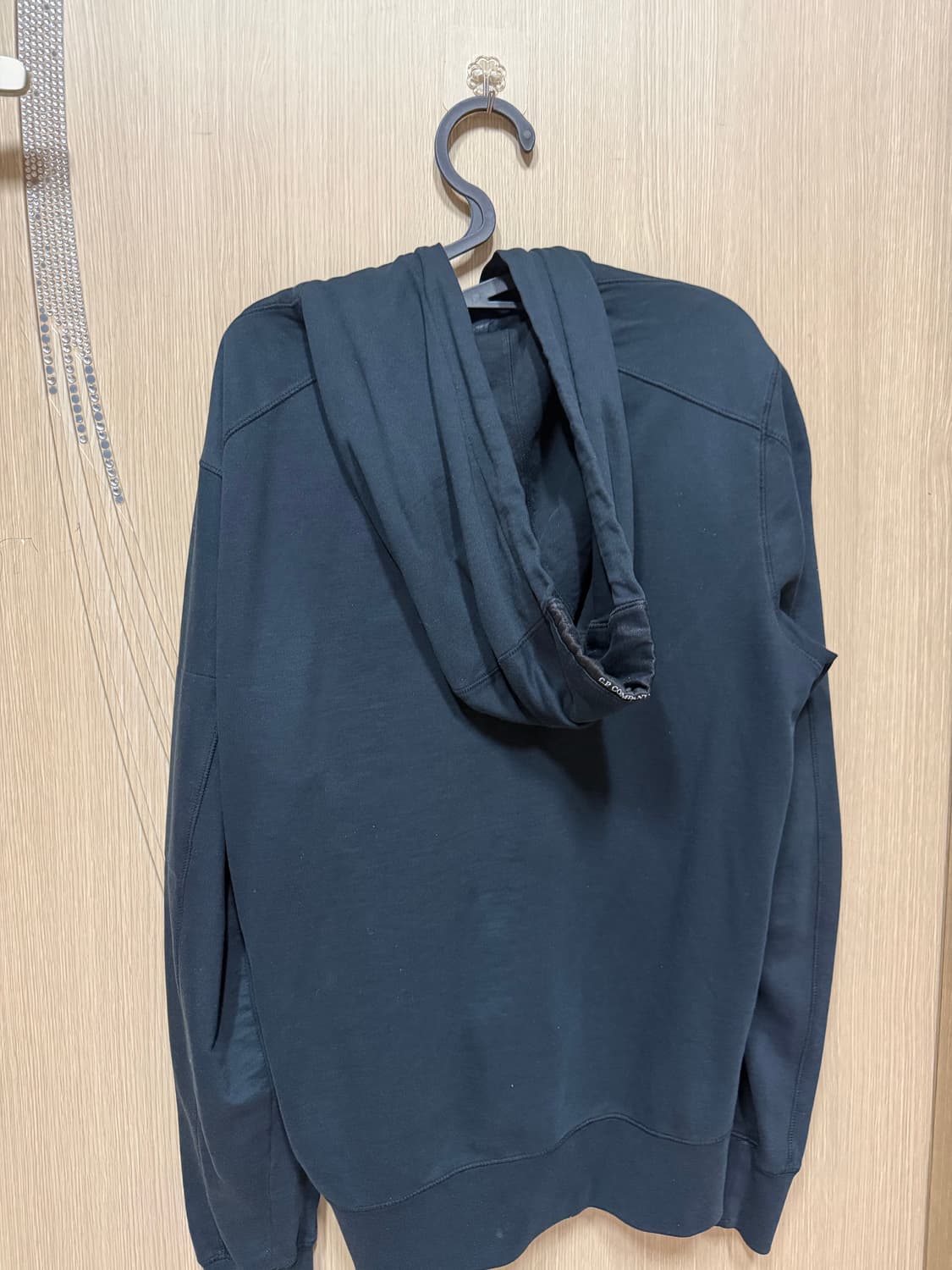 cp컴퍼니 블랙 후드집업 m 상품이미지2