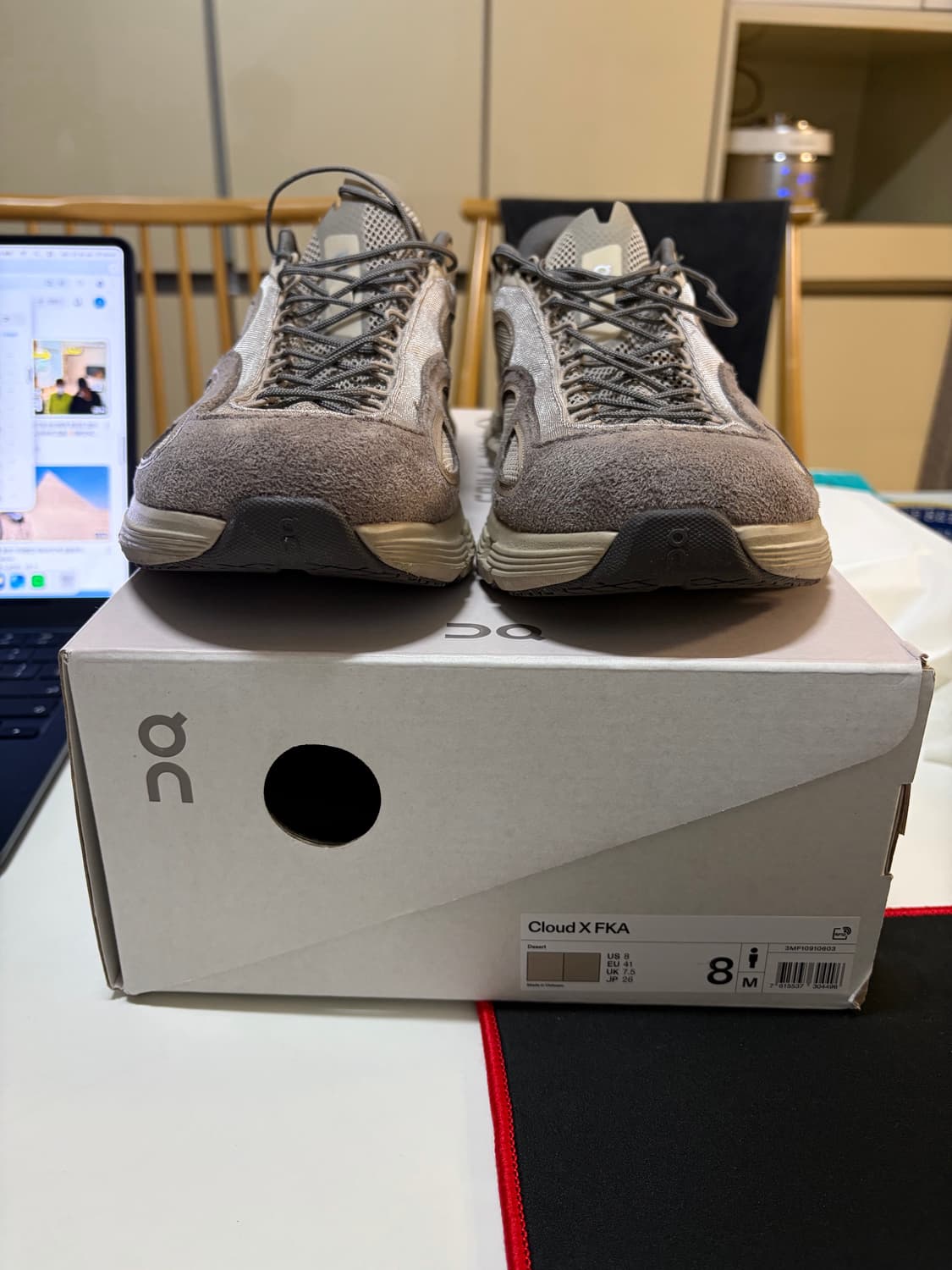 [260] 새제품급 온 러닝 FKA 트위그스 클라우드 데저트 상품이미지2