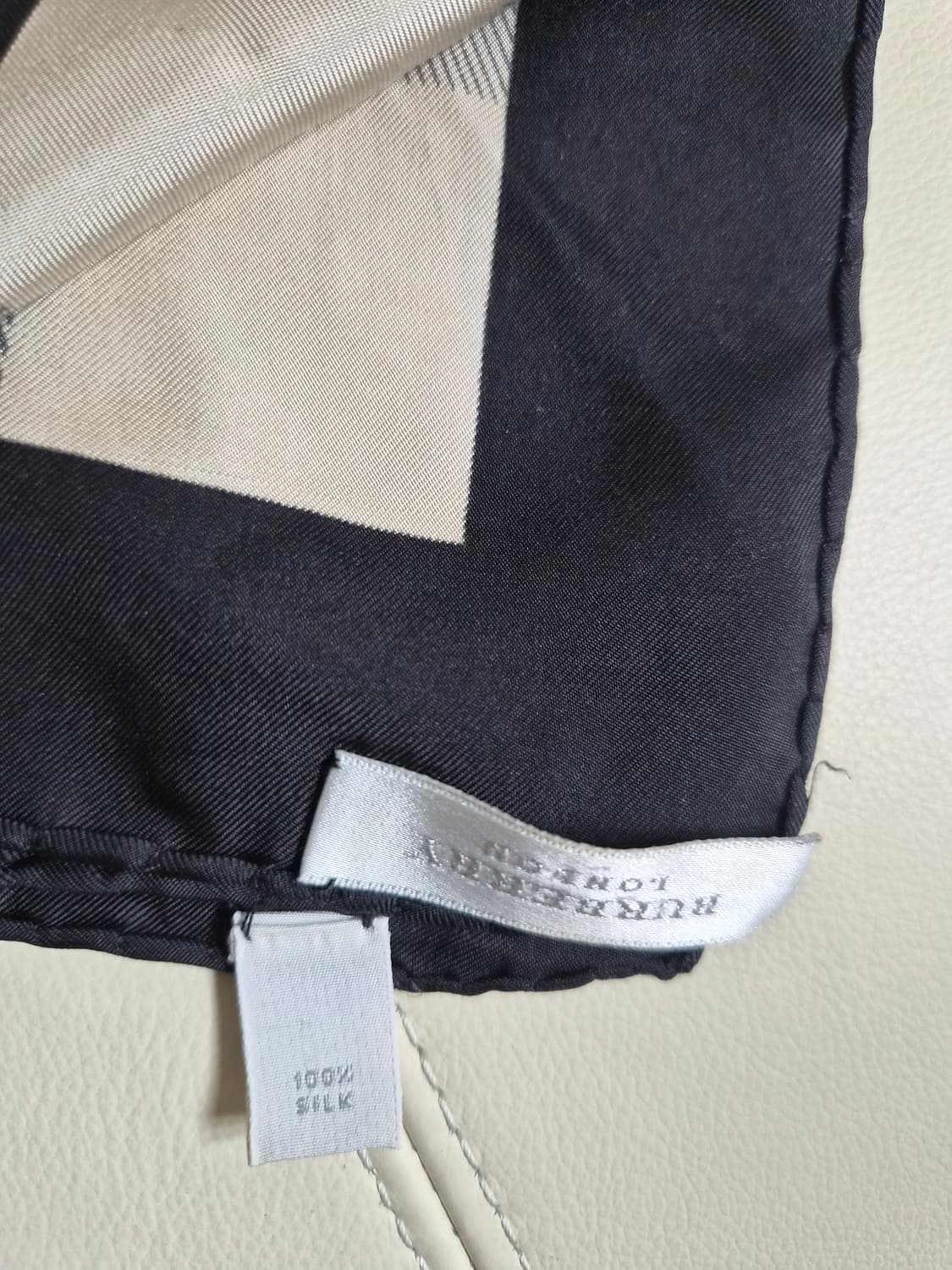 버버리정품 실크스카프 90x90 상품이미지9