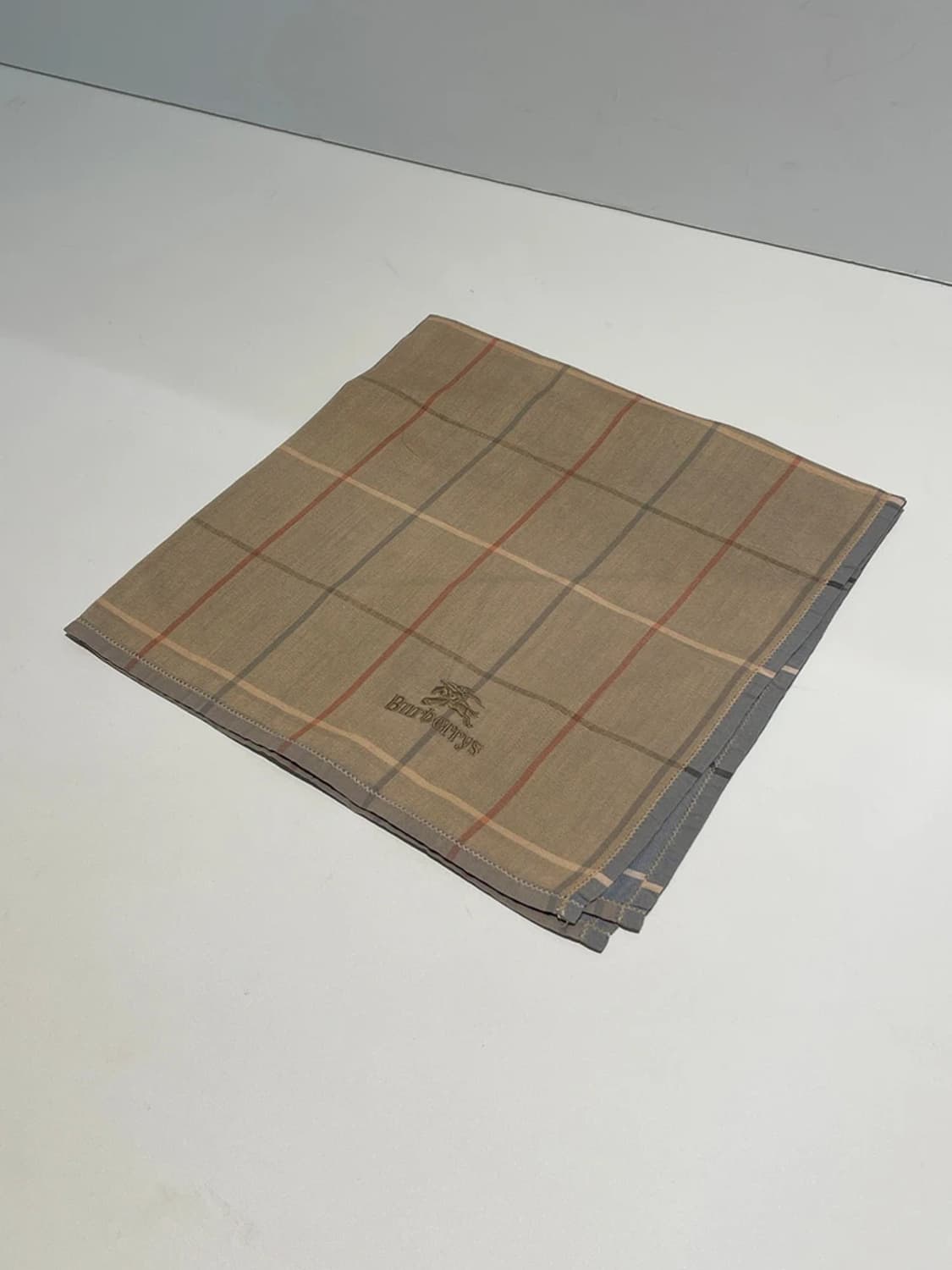 버버리 재팬 클래식 체크 쁘띠 손수건 A1136 상품이미지3