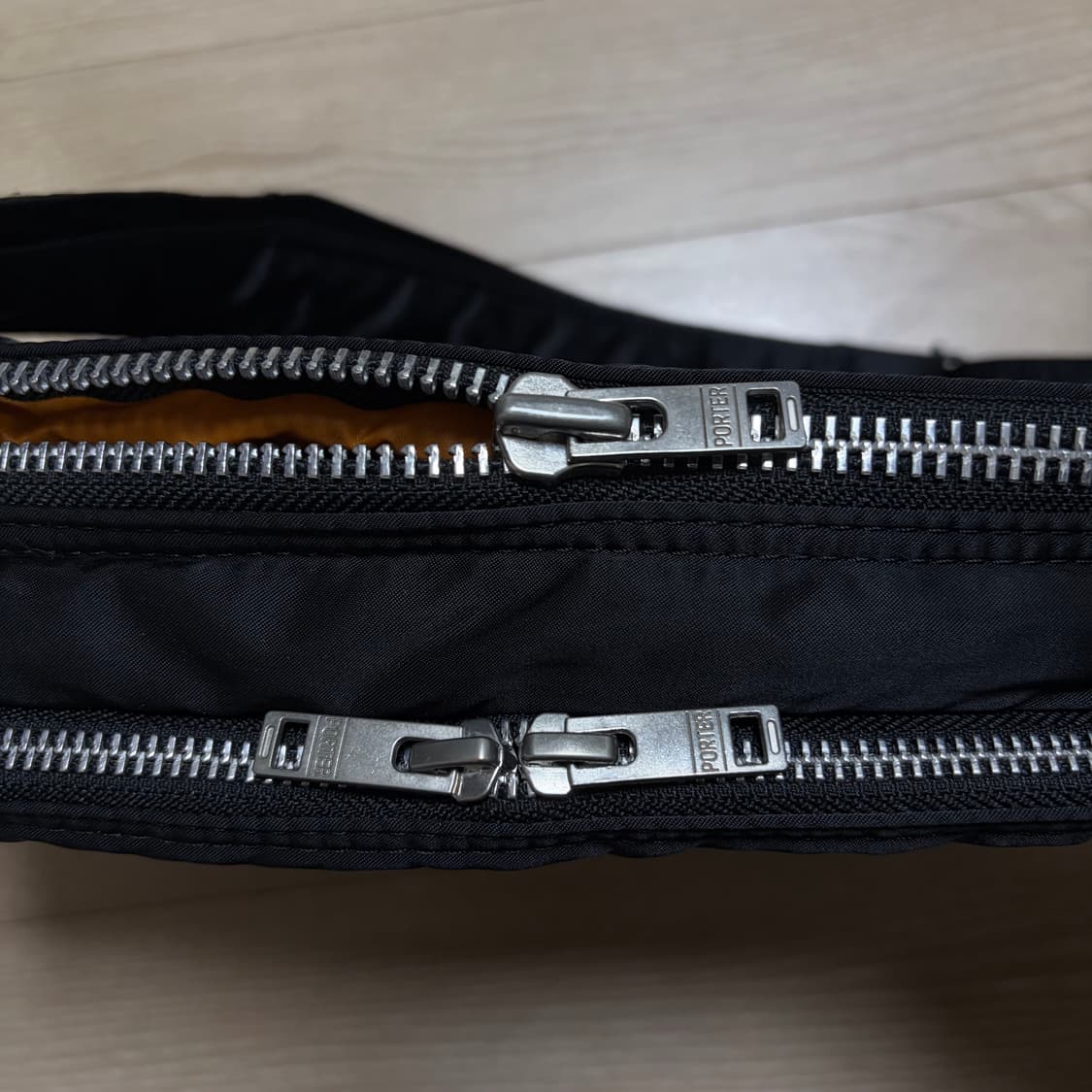 요시다포터 porter 탱커 숄더백 블랙 라지 L 신형 (미사용에가까움) 상품이미지6