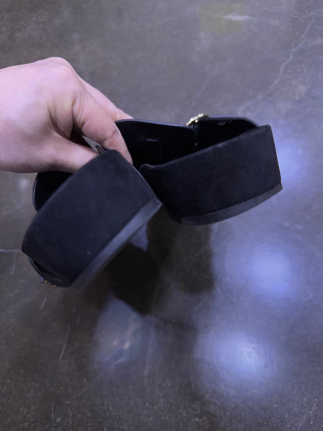 찰스앤키스 해머드 버클 스터드 포인티드 토 뮬 슬리퍼 235 상품이미지8