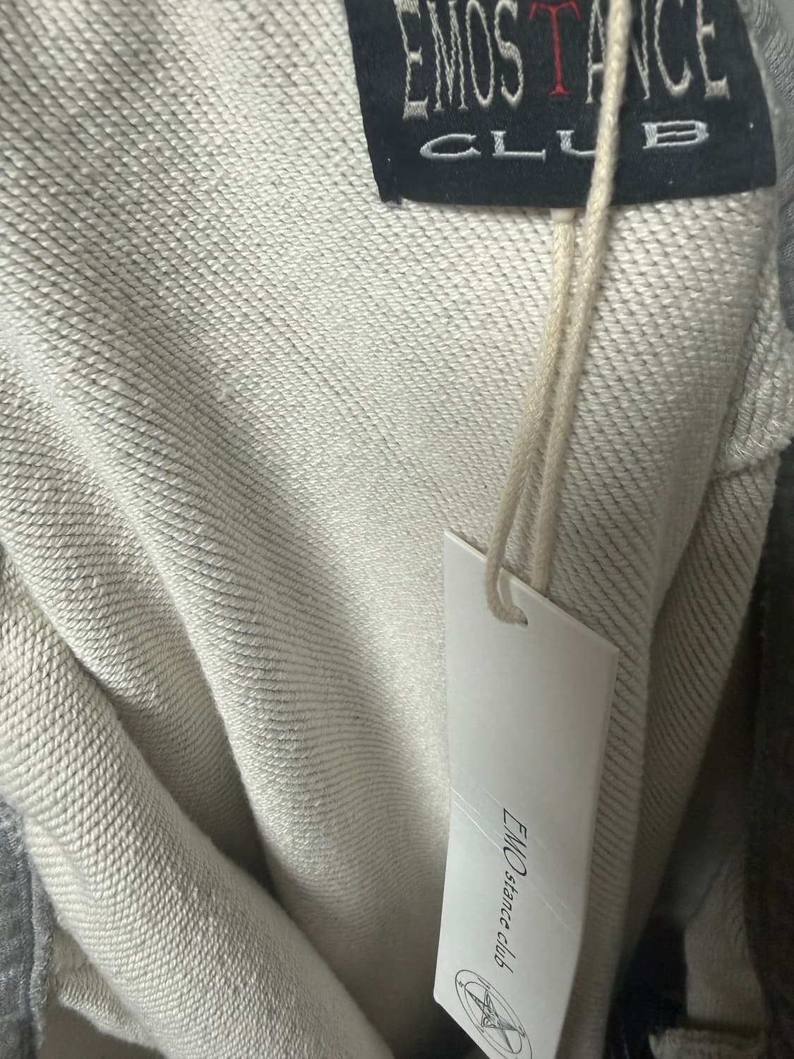 에모스탠스클럽 MEGA 벨트 루프 스웻팬츠 그레이 상품이미지3