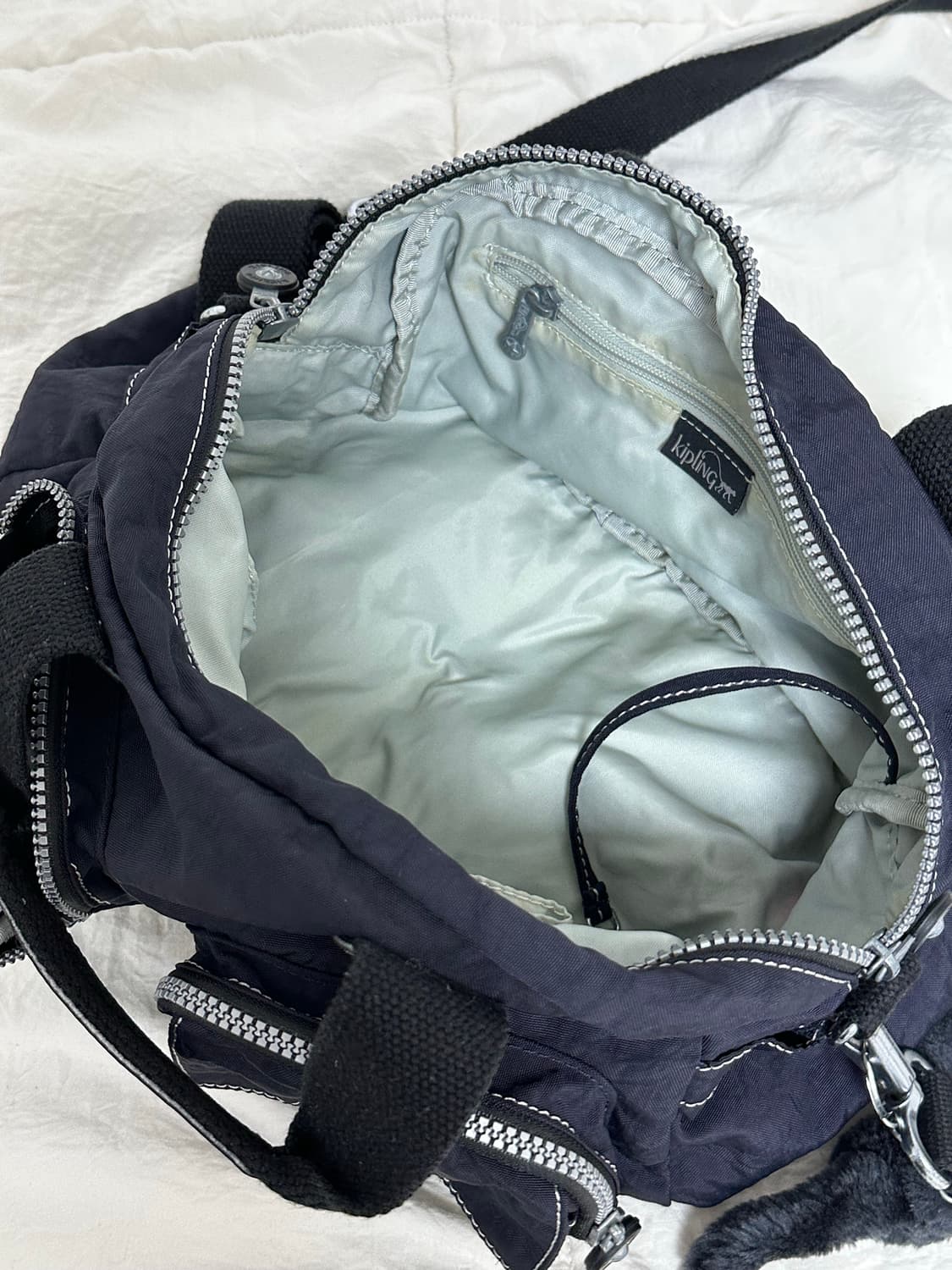 키플링 차콜 숄더 크로스백 상품이미지7