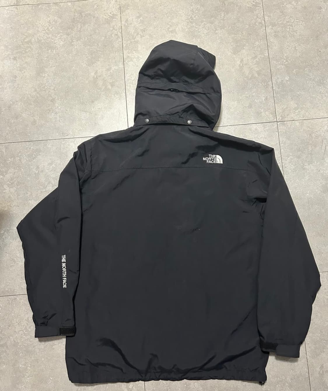 노스페이스 윈드브레이커 상품이미지2