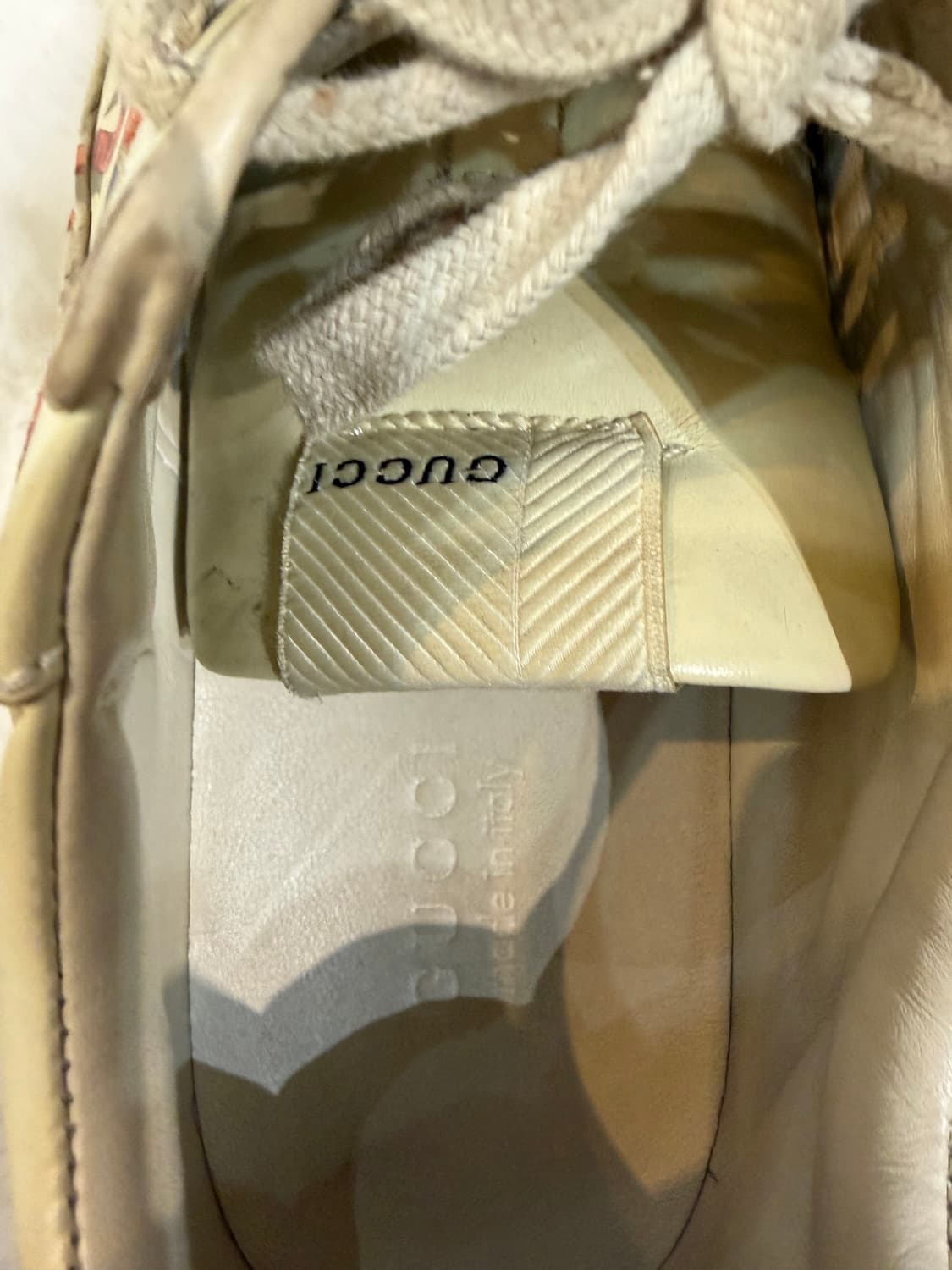 구찌 아이보리 레더 운동화 상품이미지3