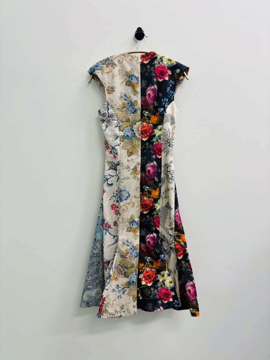 마린세르 리제너레이티드 패치워크 슬리브리스 원피스 상품이미지4