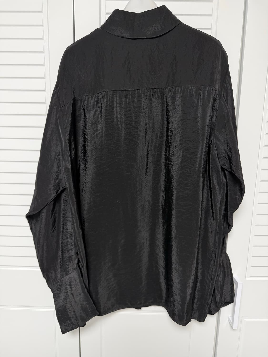 더일마 새틴 셔츠 상품이미지2