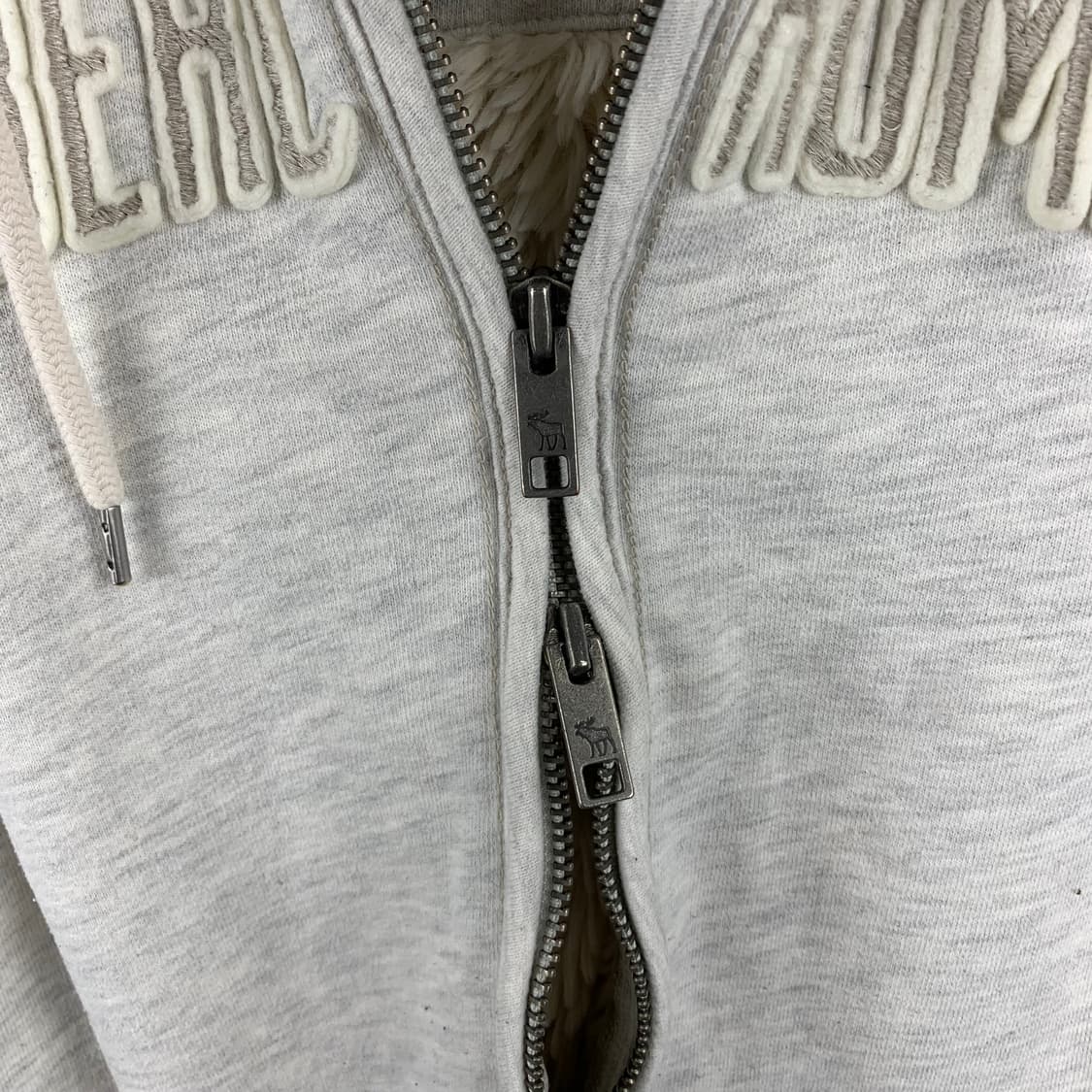 아베크롬비 y2k 와투케 울프조 백메란지 후드집업 상품이미지4