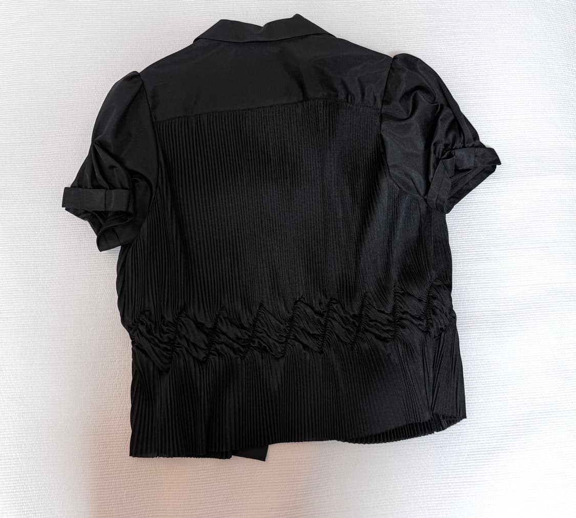 Pleated Round Collar Blouse Black SS 상품이미지6