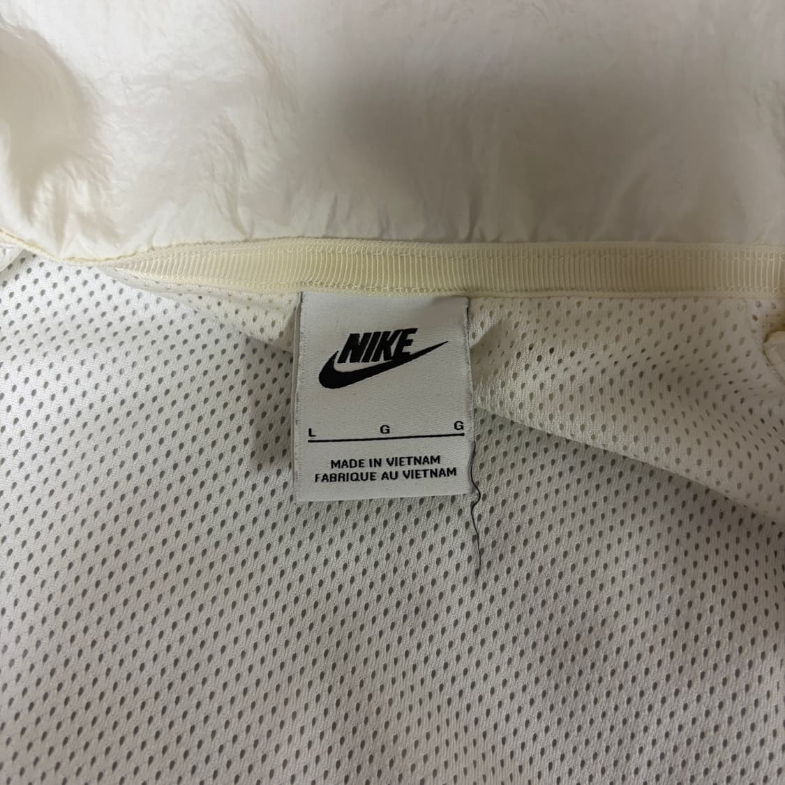 나이키 빅 스우시 화이트 바람막이 상품이미지3