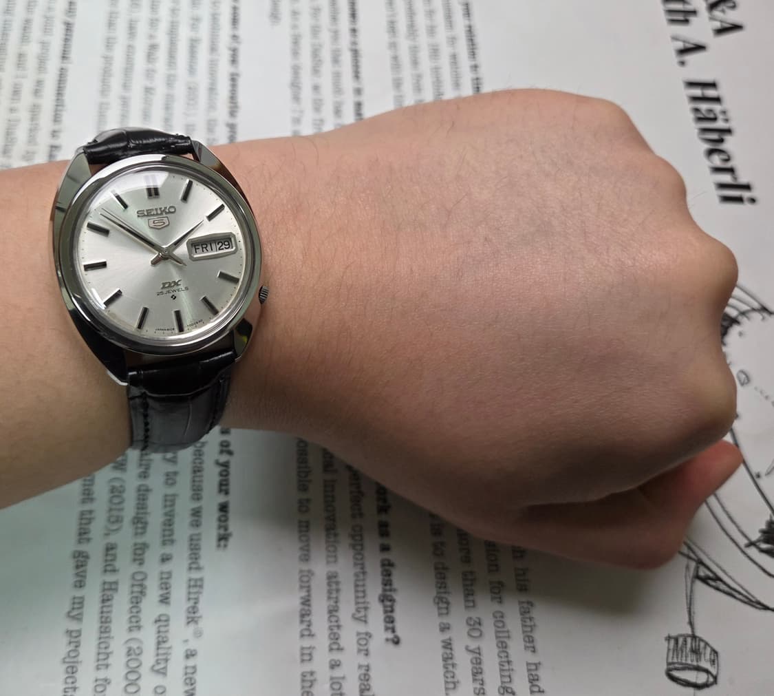 빈티지 세이코 DX 실버다이얼 칼침핸즈 데이데이트 6106 오토매틱  상품이미지6