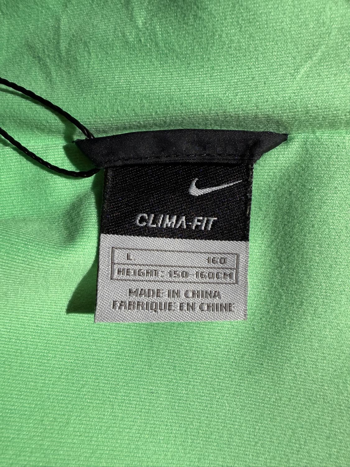 NIKE 나이키 손목 워치 디테일 배색 런닝 자켓 상품이미지8