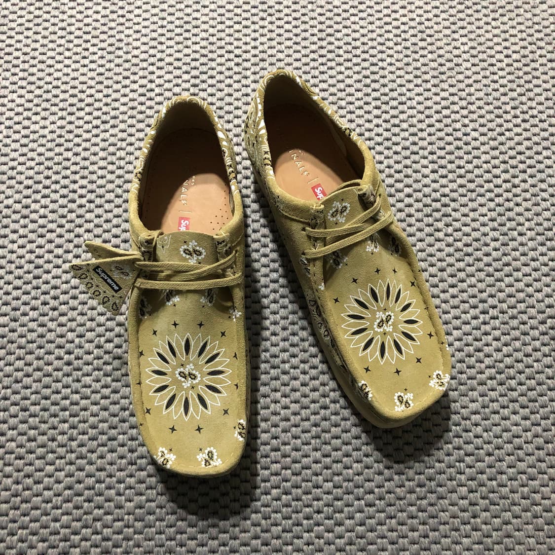 클락스 x 슈프림 왈라비 반다나 메이플 상품이미지2