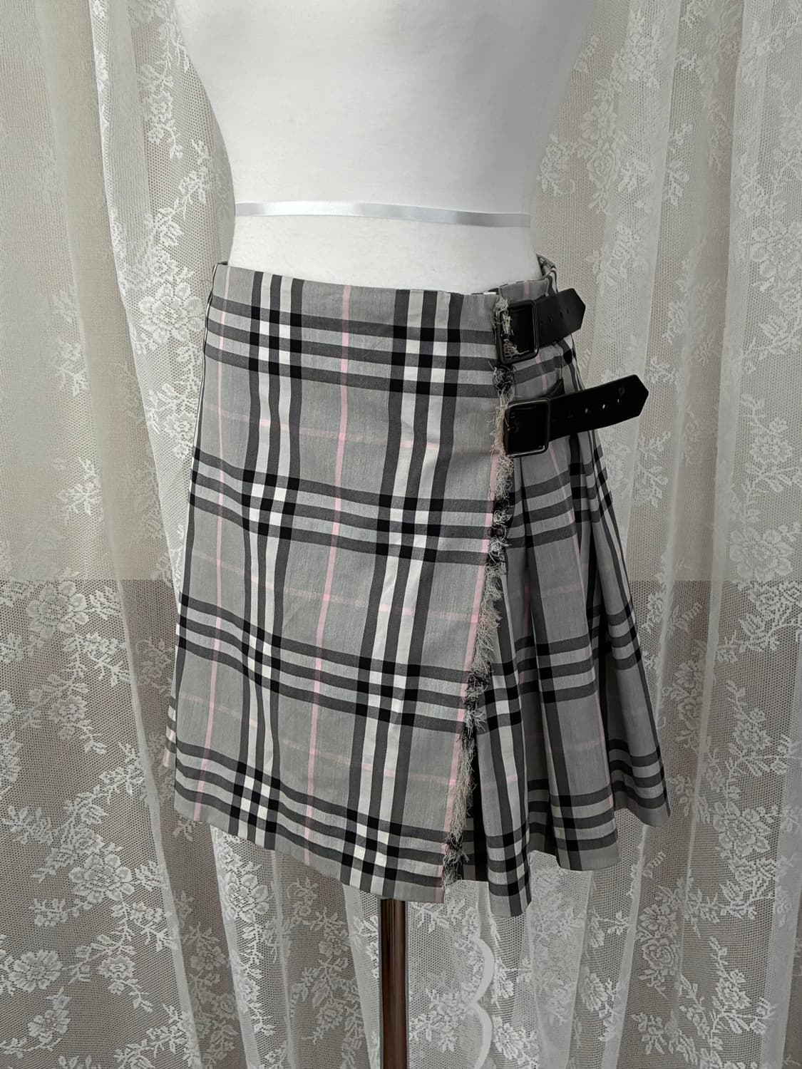 M) 00s 버버리 노바체크 버클 스커트 그레이 상품이미지1