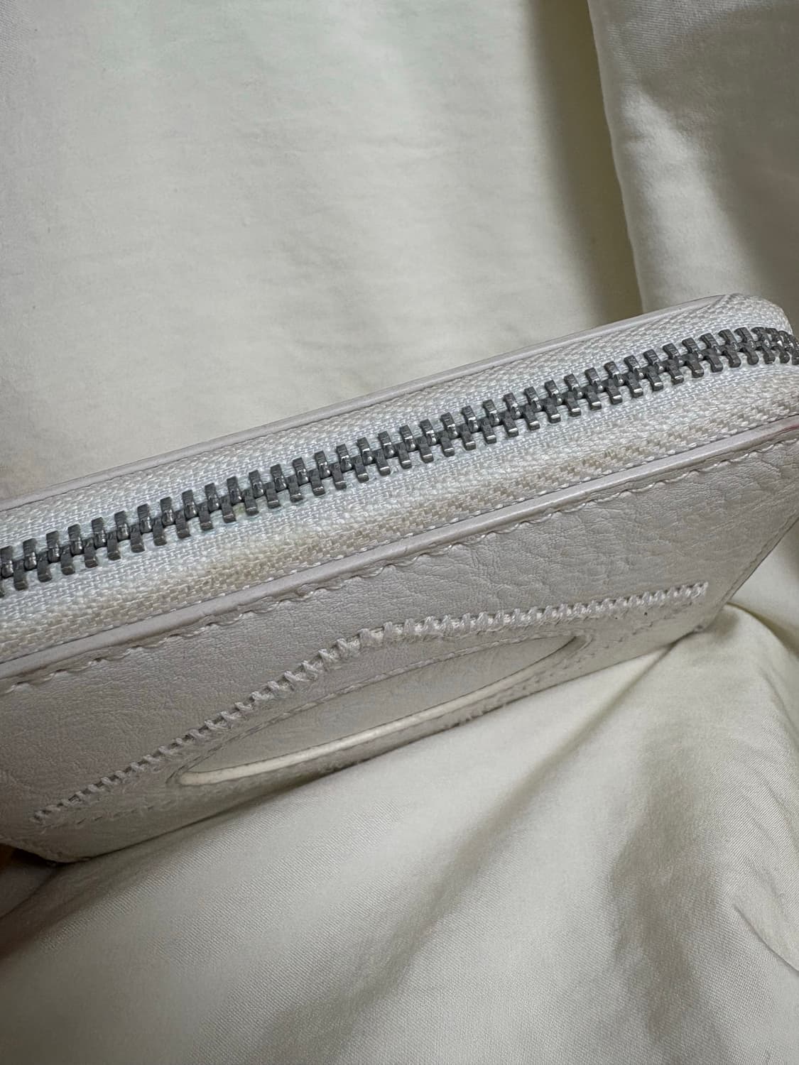 미스치프 롬버스 지갑 화이트 상품이미지4