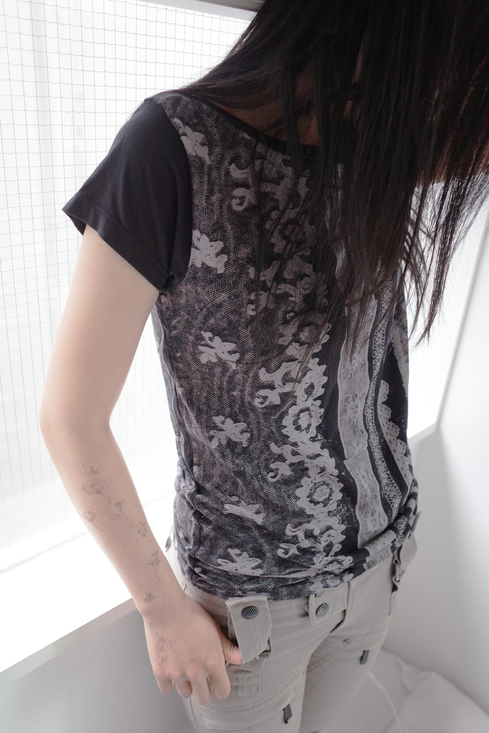 Lace graphic t-shirt   상품이미지1