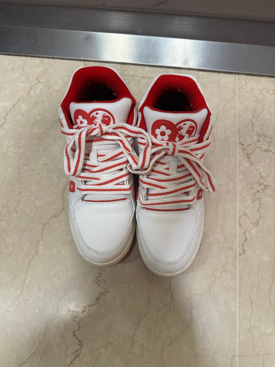 Vandy the pink 트레이너 280 사이즈 판매합니다 상품이미지1