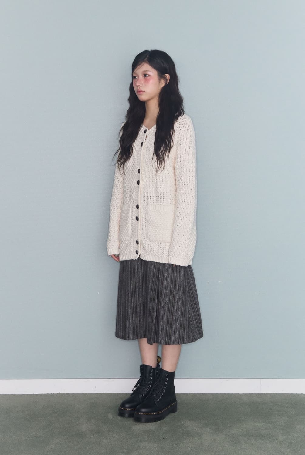 미레코 TURTLE-BUTTON KNIT CARDIGAN IVORY 상품이미지4