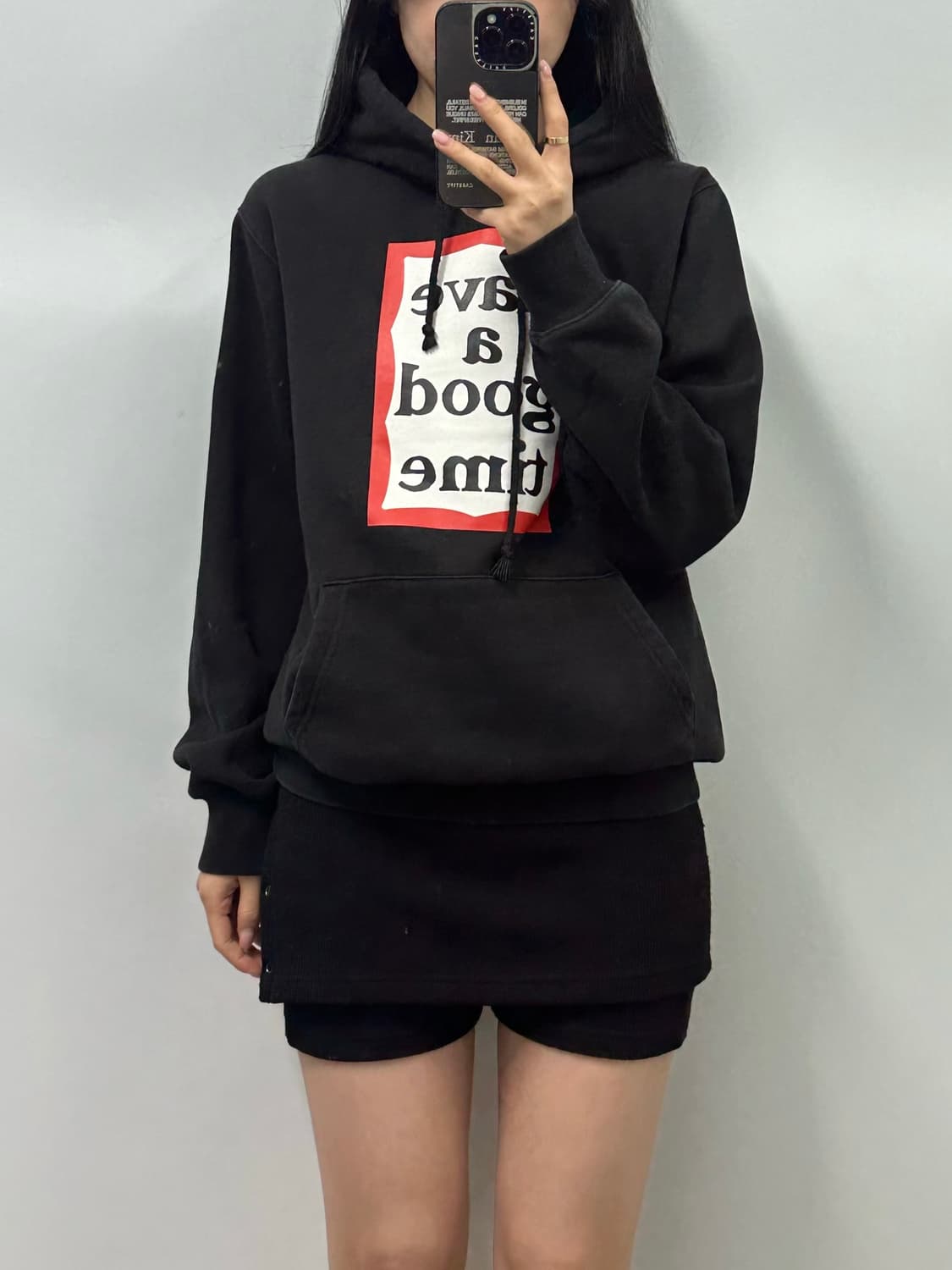 해브어굿타임 박스로고 블랙 후드티 상품이미지1